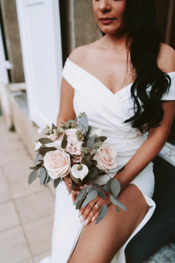 Détail du bouquet de la mariée, mariage à Bouillon