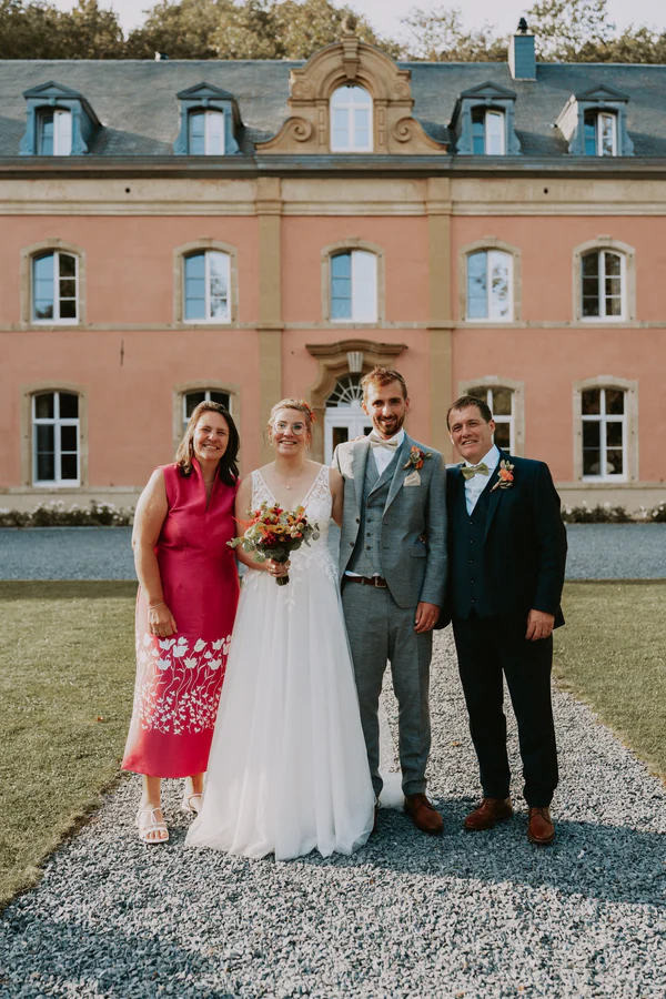 Alice & Thomas au Château du Pont d'Oye, à Habay, reportage de mariage par Gautier Collet