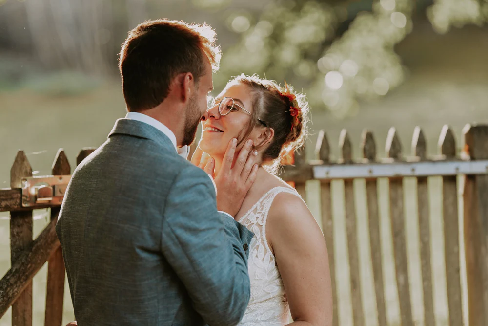 Alice & Thomas au Château du Pont d'Oye, à Habay, moment de mariage par Gautier Collet