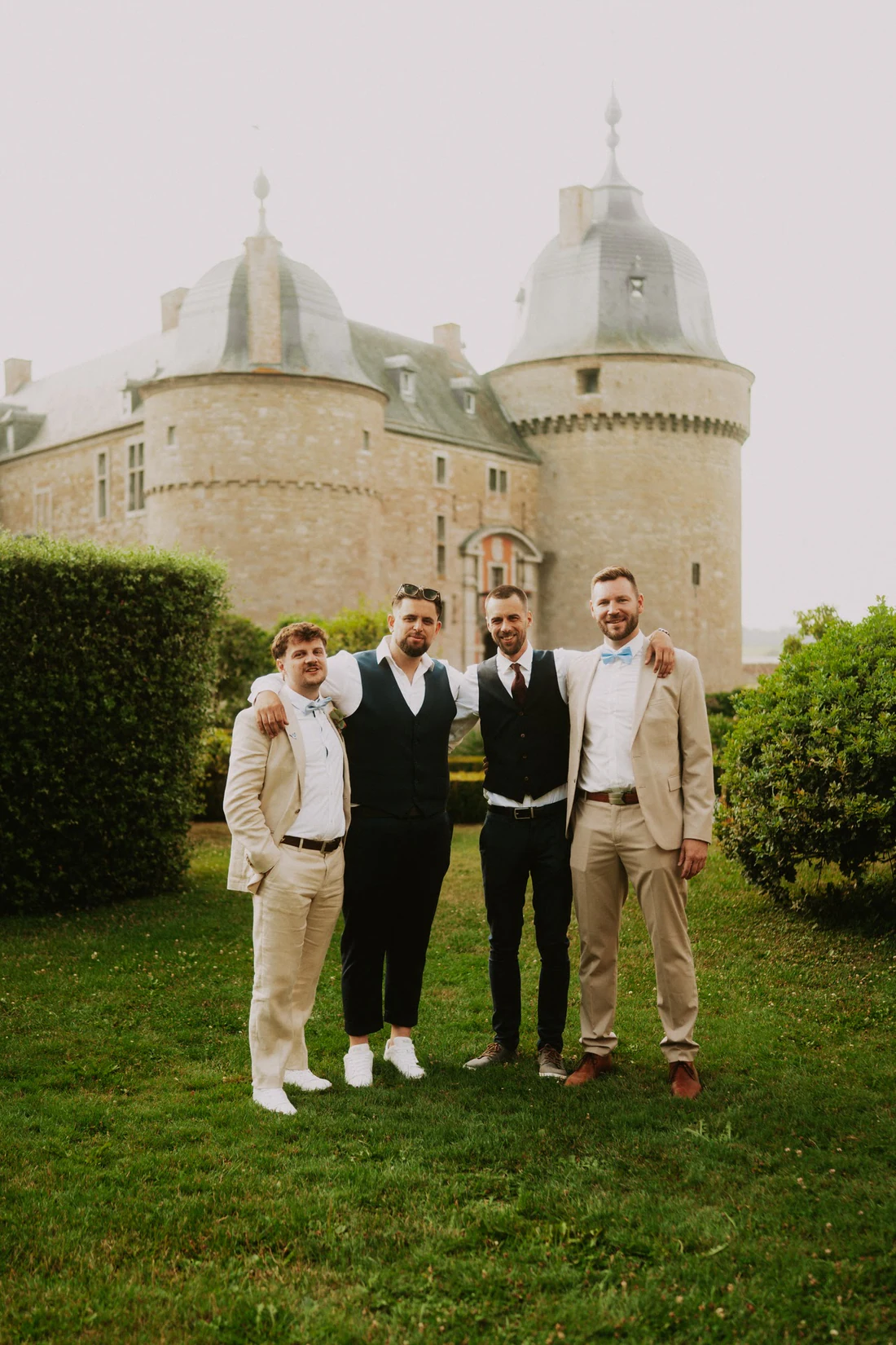 Annelyse & Franck au Château Lavaux-Sainte-Anne, moment de mariage par Gautier Collet