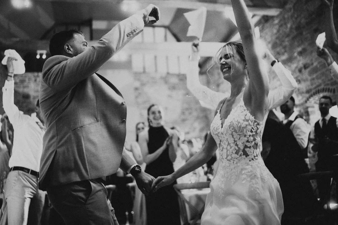 Annelyse & Franck au Château Lavaux-Sainte-Anne, photographe de mariage par Gautier Collet