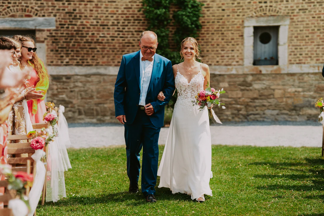 Annelyse & Franck au Château Lavaux-Sainte-Anne, photo de mariage par Gautier Collet