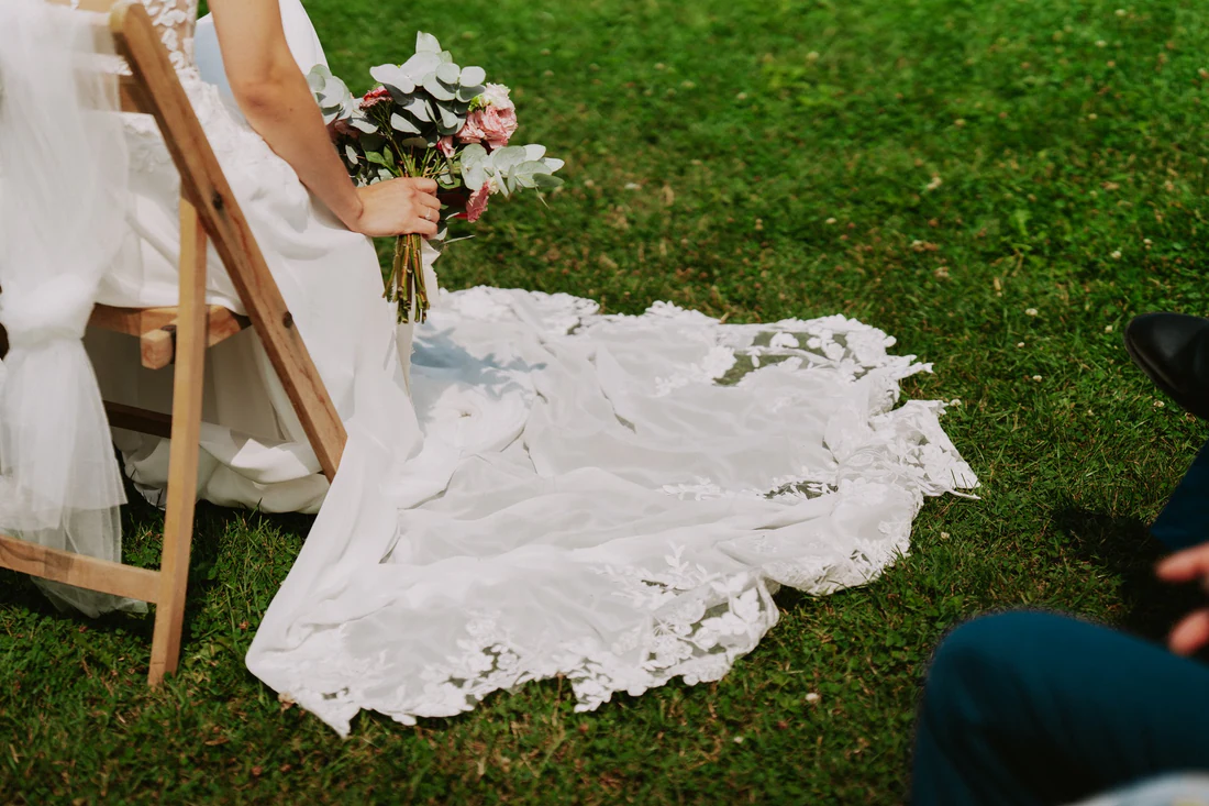 Annelyse & Franck au Château Lavaux-Sainte-Anne, moment de mariage par Gautier Collet