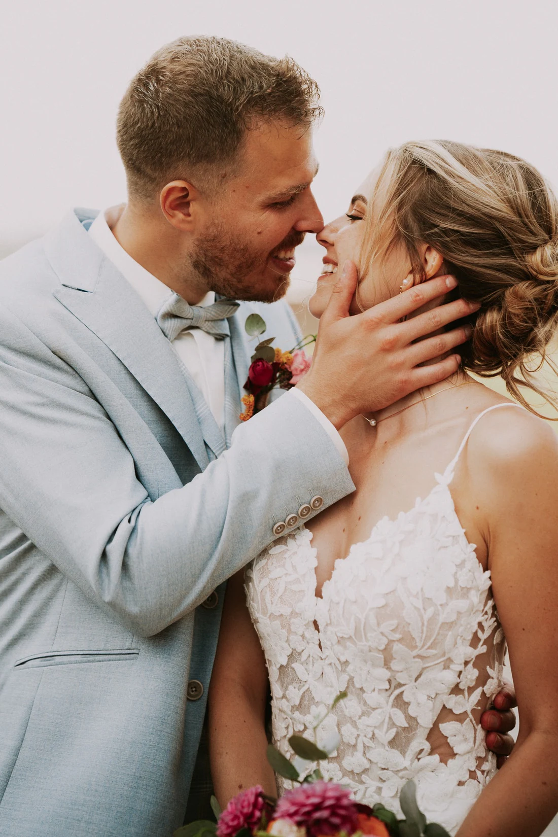 Annelyse & Franck au Château Lavaux-Sainte-Anne, moment de mariage par Gautier Collet