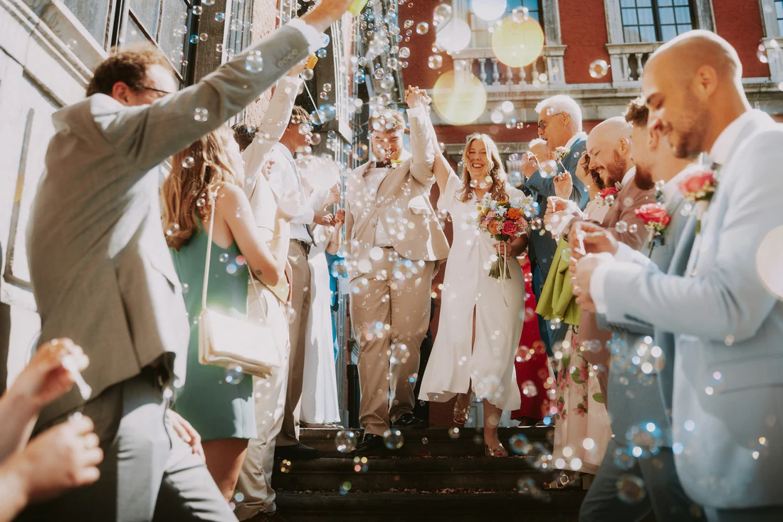 Aude & Paul à la Ferme Château du Sart, moment de mariage par Gautier Collet