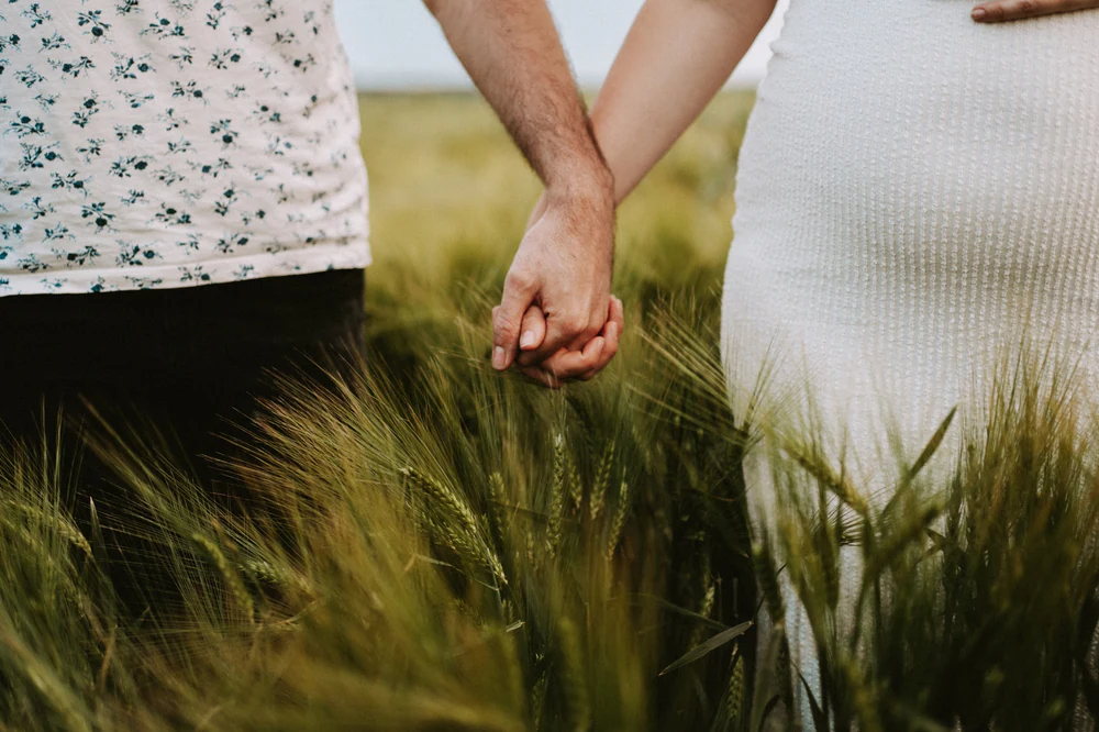 Aurore & Charles, photo de grossesse par Gautier Collet