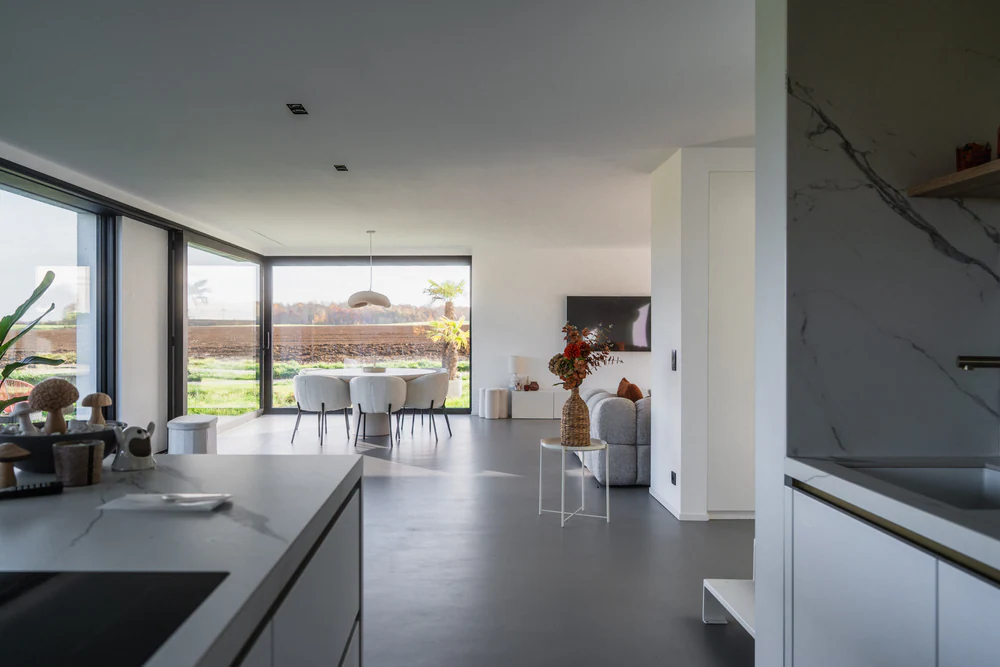 BOW Design · Maison architecturale, photo d'intérieur par Gautier Collet