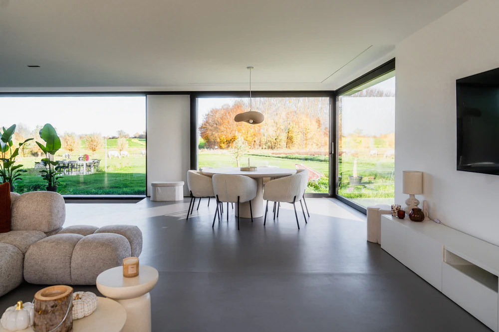 BOW Design · Maison architecturale, photo d'intérieur par Gautier Collet