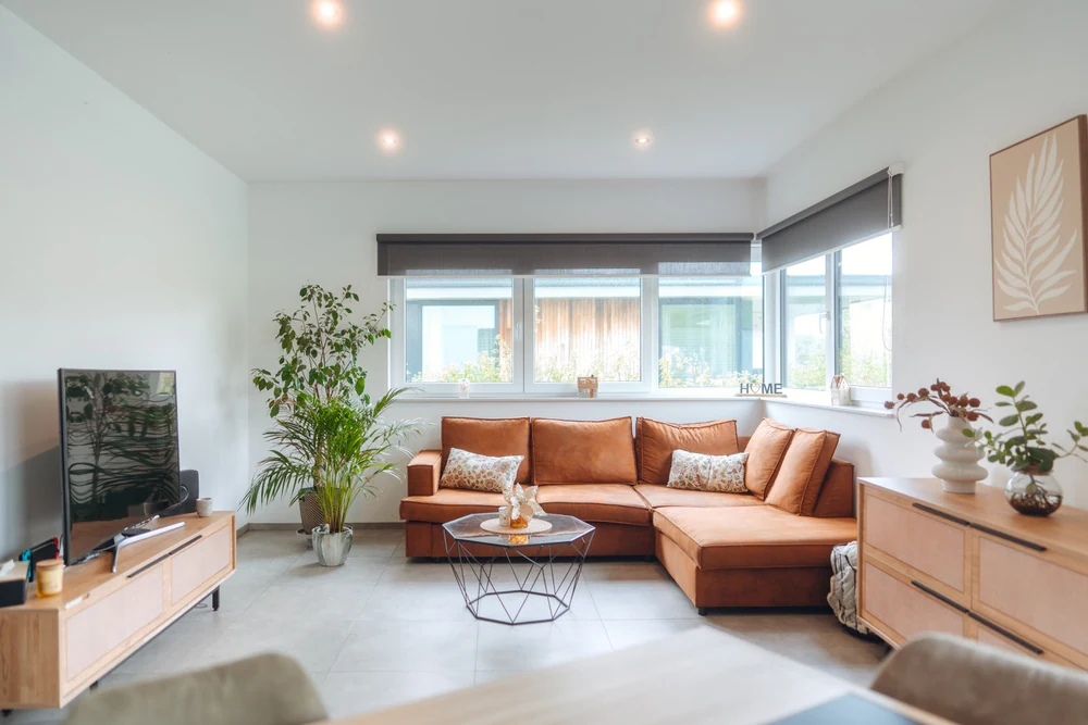 Immobilier · Immo Tinant, photo de marque par Gautier Collet