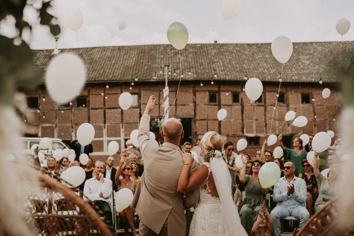 Kate & Thibault au Château de Berlieren, photo de mariage par Gautier Collet