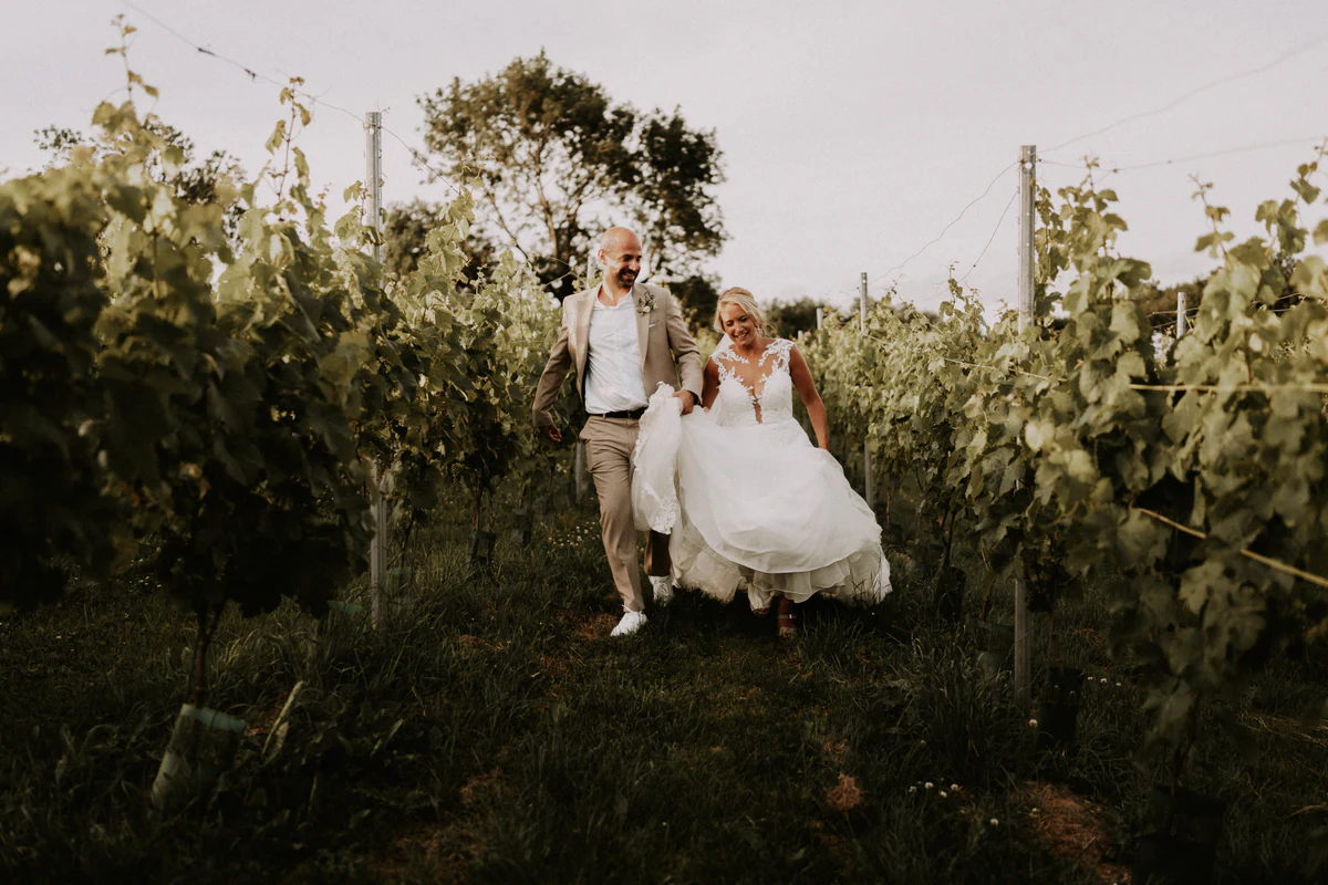 Kate & Thibault au Château de Berlieren, photographe de mariage par Gautier Collet