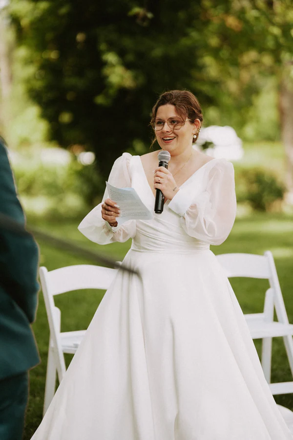 Martin & Victoria au Domaine du Vieux Château, à Villers-devant-Orval, reportage de mariage par Gautier Collet