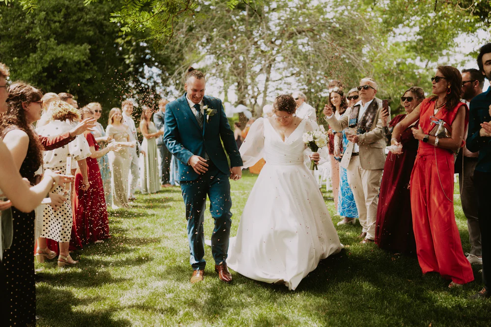 Martin & Victoria au Domaine du Vieux Château, à Villers-devant-Orval, moment de mariage par Gautier Collet