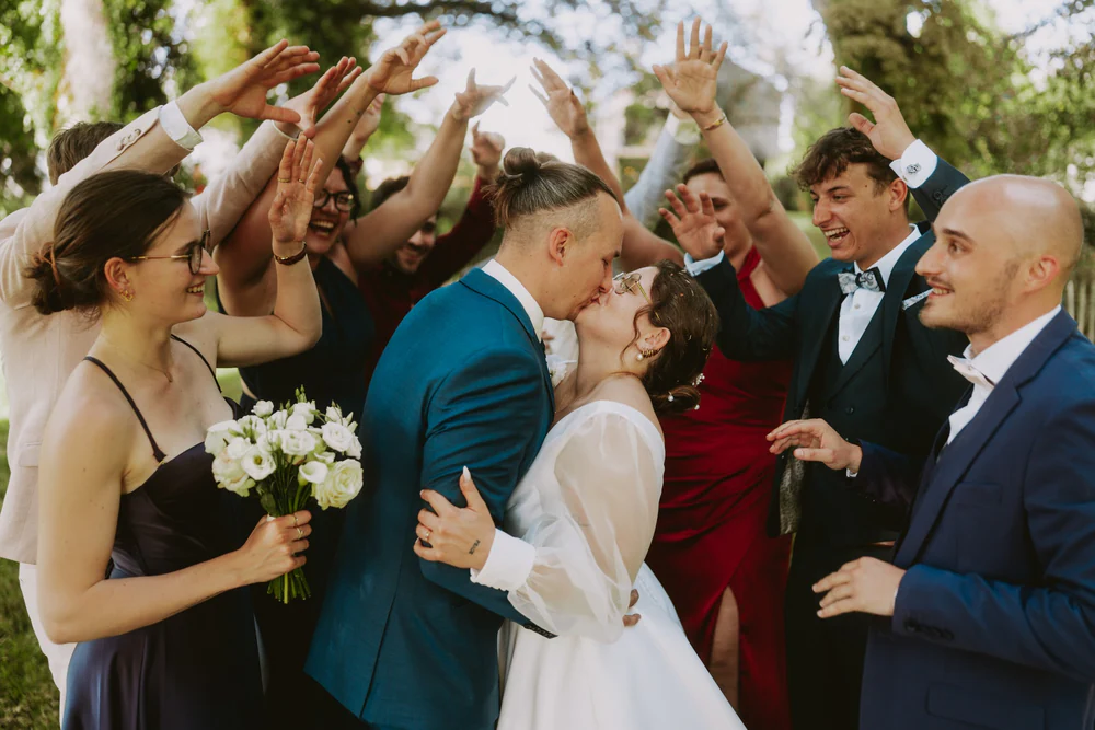 Martin & Victoria au Domaine du Vieux Château, à Villers-devant-Orval, reportage de mariage par Gautier Collet