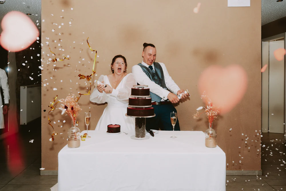 Martin & Victoria au Domaine du Vieux Château, à Villers-devant-Orval, photographe de mariage par Gautier Collet