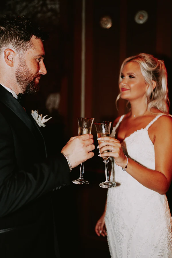Maureen & Quentin au Château Bayard, moment de mariage par Gautier Collet