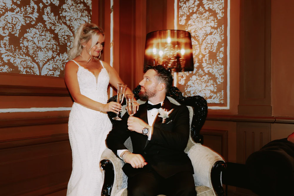 Maureen & Quentin au Château Bayard, moment de mariage par Gautier Collet