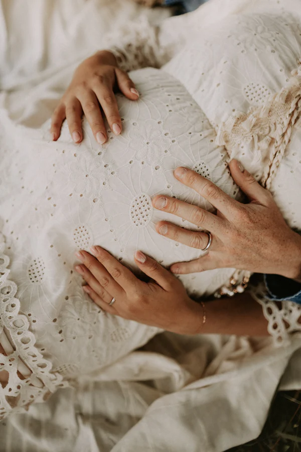 Mélanie & Esteban, photo de grossesse par Gautier Collet
