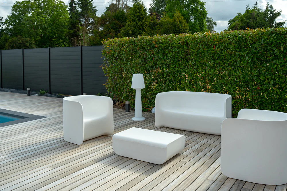 Terrasse pour piscine privée, photo d'intérieur par Gautier Collet