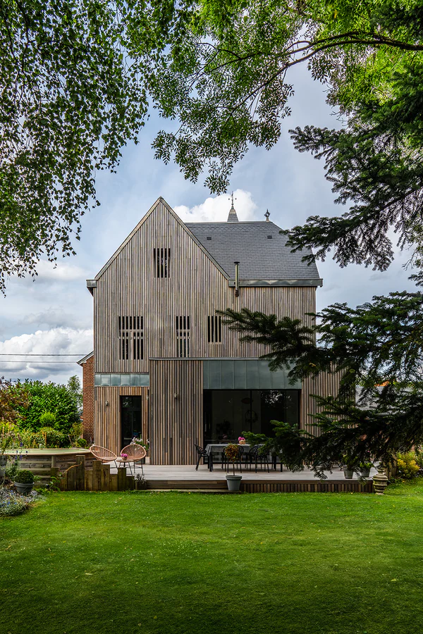 Un chalet dans la nature, photographe d'architecture par Gautier Collet