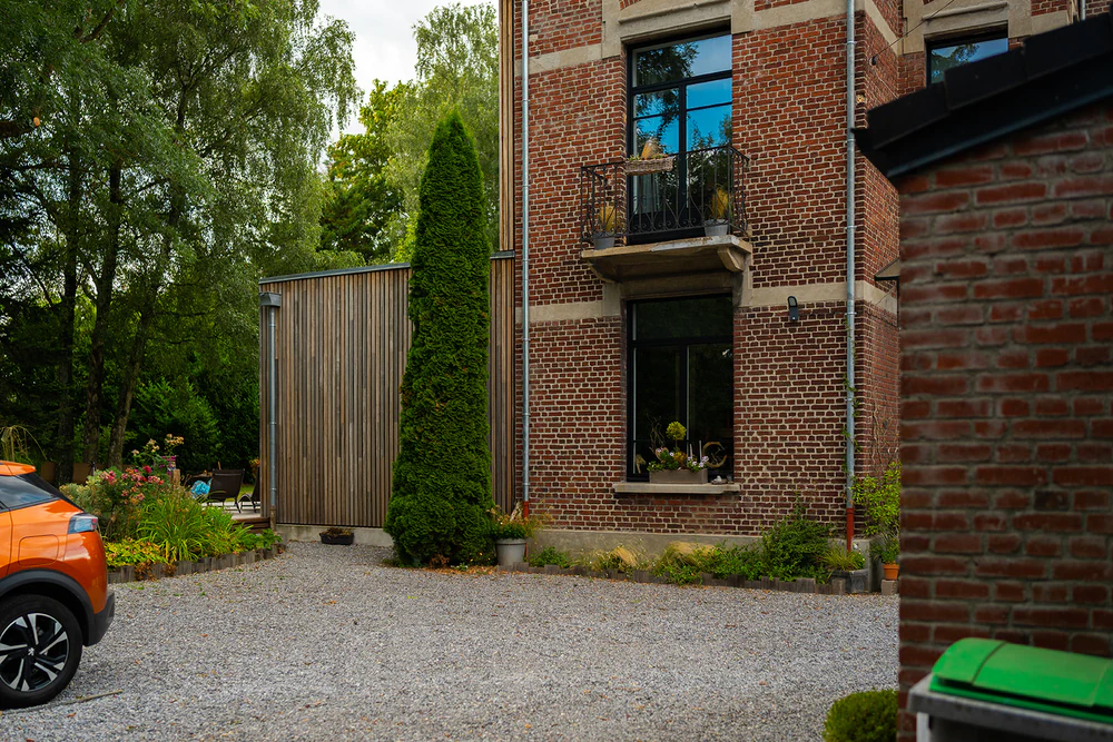 Un chalet dans la nature, photographie d'architecture par Gautier Collet